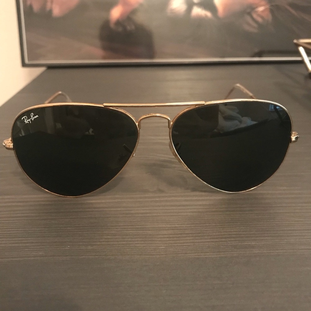 Women’s Ray-Ban sunglasses